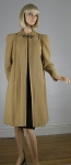 Sublime Vintage 40s Camel Colored Wool Swing Coat