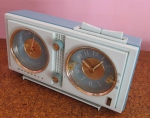 Turquoise Vintage 50s/60s Motorola Radio/Alarm Clock