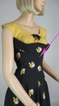 Sexy Shelf Bust Vintage 50s Novelty Print Dress 8.jpg