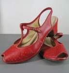 Cherry Red Vintage 40s/50s T-Strap Peep Toe Shoes 02.jpg